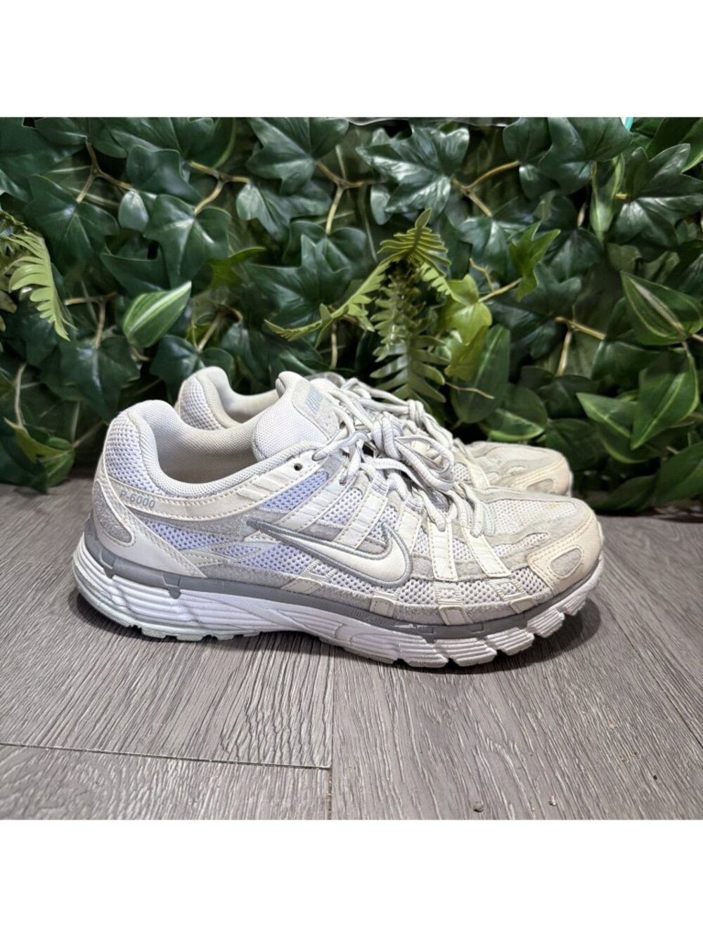 Nike P-6000 Women’s Sz 8 Summit White Pure Platinum Wolf Grey FV6603-101